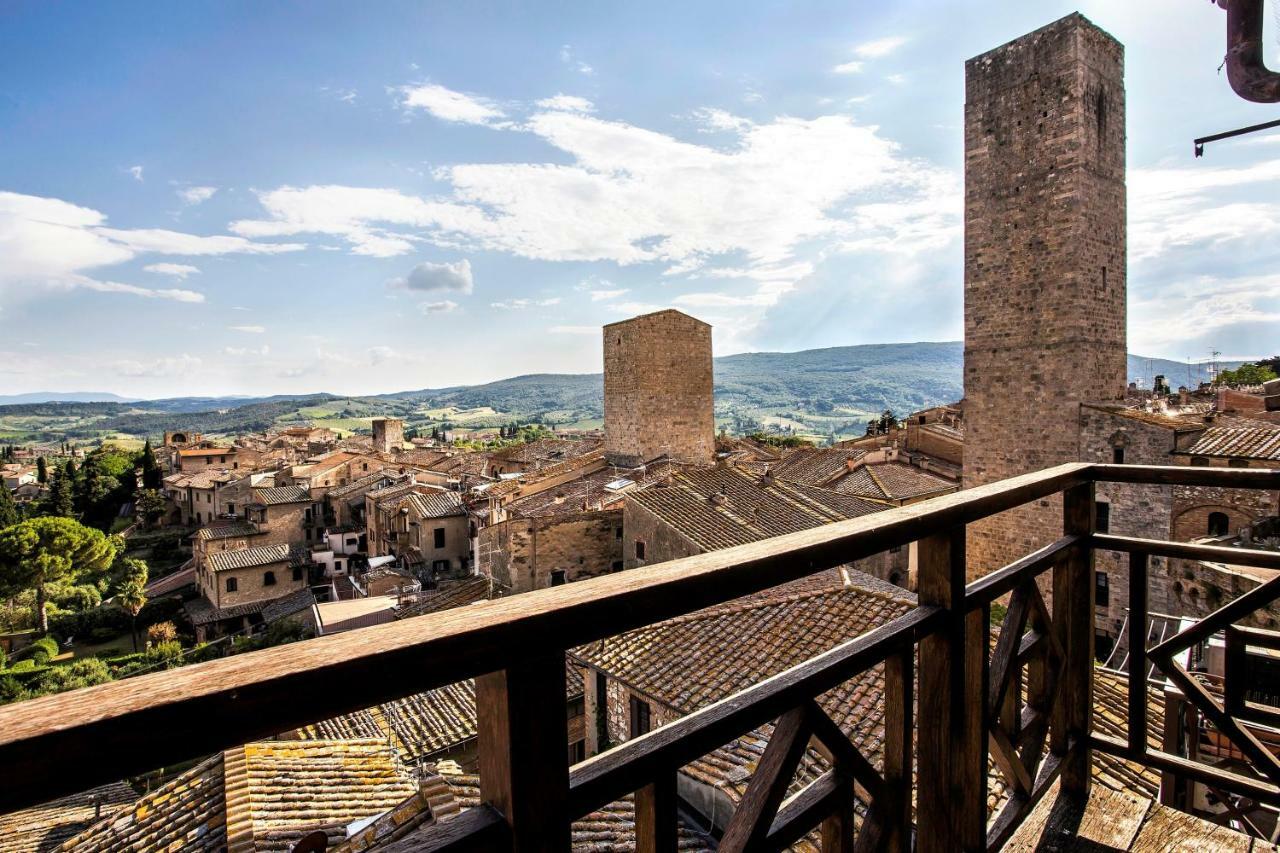 The Artists' Tower - Amazing View From The Tower Apartment San Gimignano Exterior photo